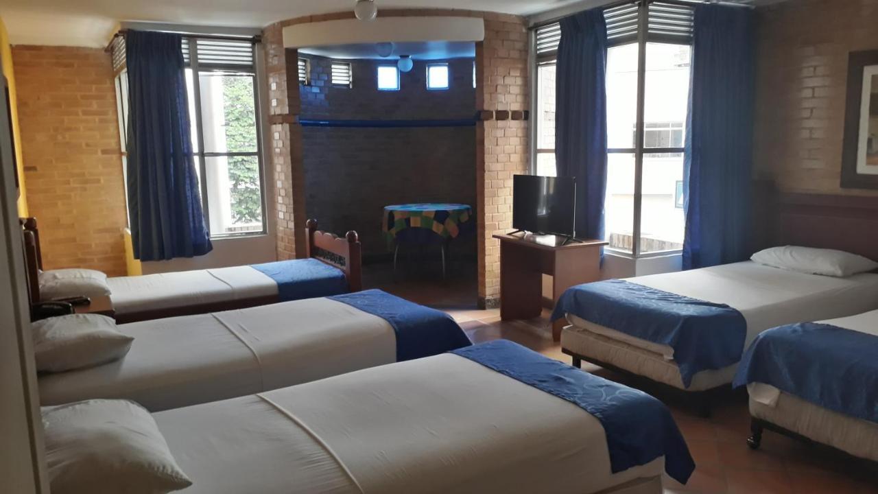 Hotel Castillo Real 아르메니아 외부 사진